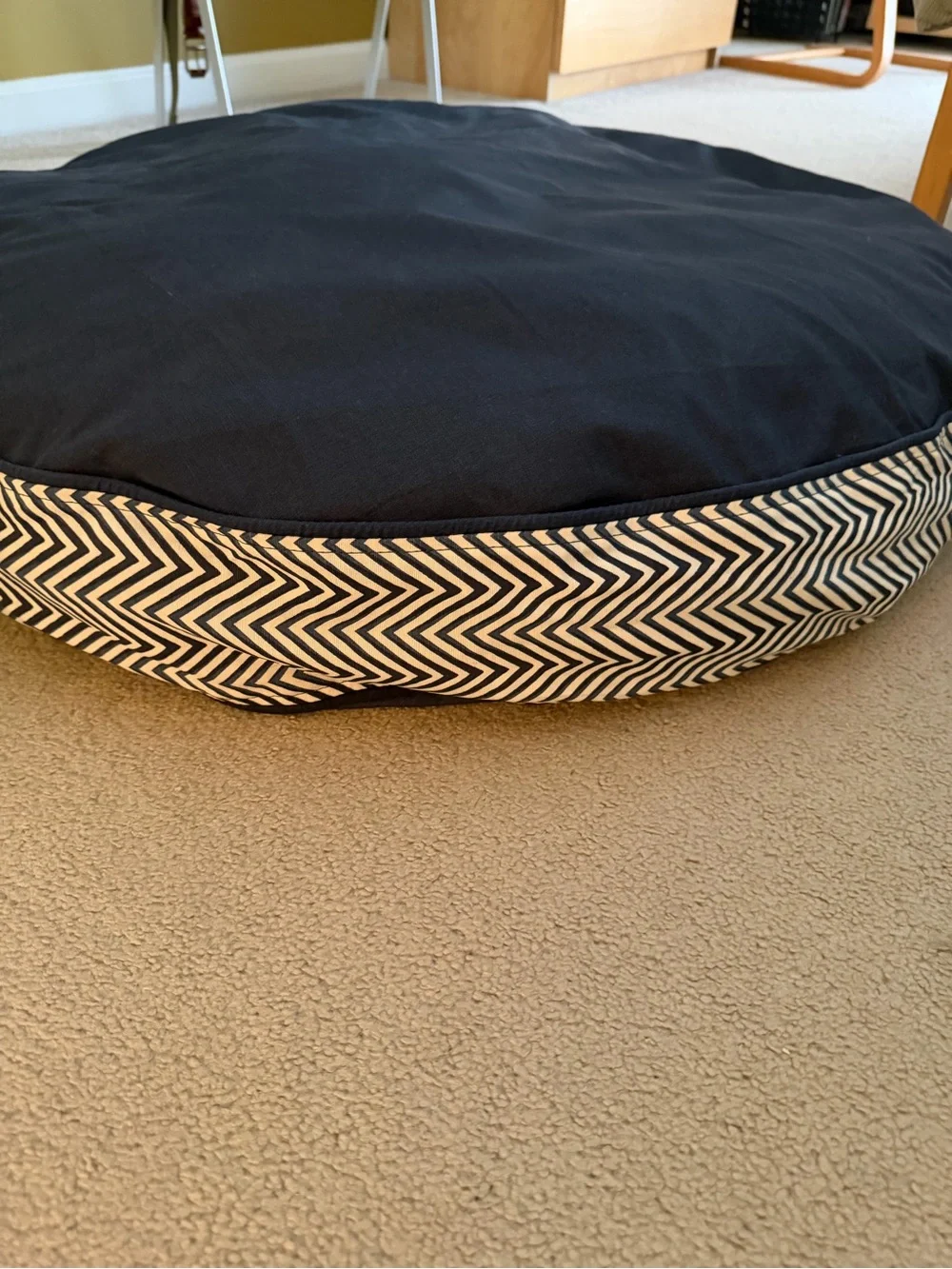 Navy Blue & White Round Dog Bed